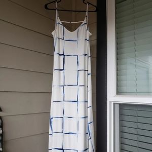 RVCA White Blue Bottleneck Midi Dress